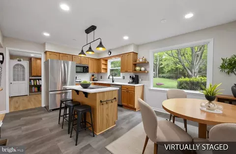Kitchen - 14009 Blenheim Rd N, Phoenix, MD 21131 photo 2 of 6