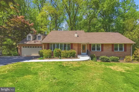13904 Blenheim Rd N, Phoenix, MD 21131