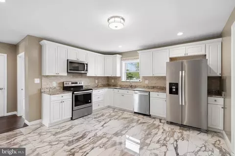 Kitchen - 12437 Eastern Ave, Middle River, MD 21220 photo 1 of 1