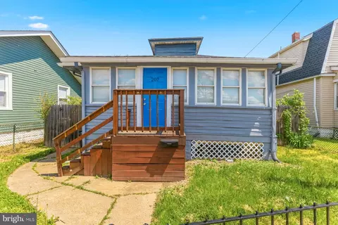 207 Main St, Dundalk, MD 21222