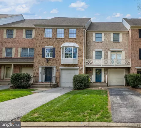 202 Castletown Rd, Lutherville Timonium, MD 21093