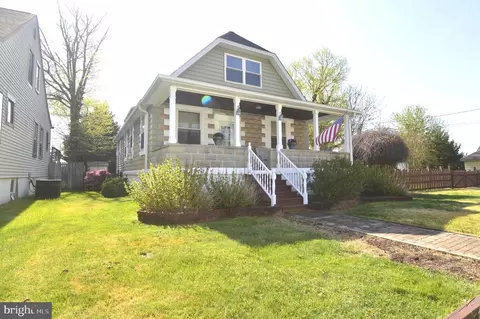 7703 Chestnut Ave, Parkville, MD 21234