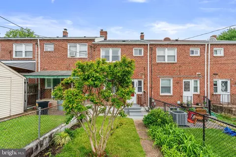 Exterior - 1057 Elm Rd, Halethorpe, MD 21227 photo 6 of 10