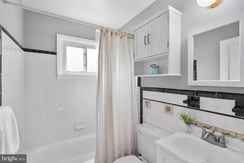 Bath - 1057 Elm Rd, Halethorpe, MD 21227 photo 1 of 1