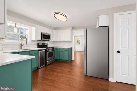 Kitchen - 1406 Walnut Ave, Baltimore, MD 21209 photo 4 of 4