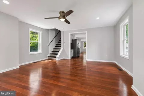 Living - 1406 Walnut Ave, Baltimore, MD 21209 photo 4 of 4