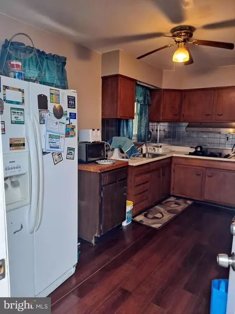 Kitchen - 5663 Whitby Rd, Baltimore, MD 21206 photo 3 of 5