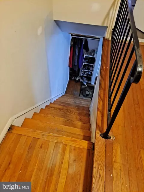 Entry Way - 5663 Whitby Rd, Baltimore, MD 21206 photo 6 of 6