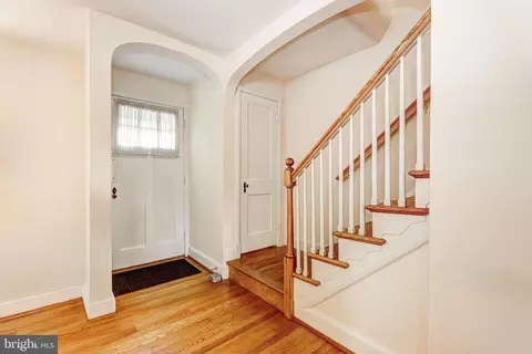Entry Way - 47 Dunkirk Rd, Baltimore, MD 21212 photo 1 of 2