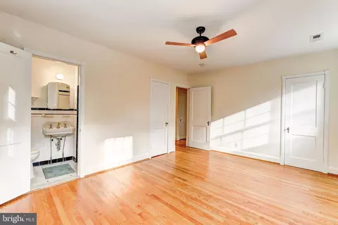 Bedroom - 47 Dunkirk Rd, Baltimore, MD 21212 photo 3 of 6