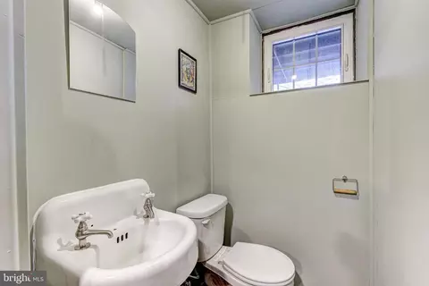 Bath - 47 Dunkirk Rd, Baltimore, MD 21212 photo 4 of 4