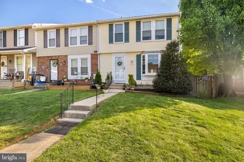 17 Morning Ct, Rosedale, MD 21237