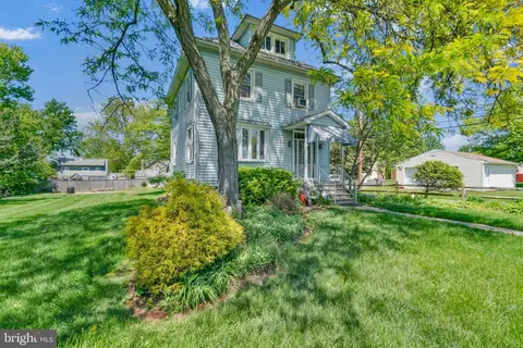 2008 Hillcrest Rd, Woodlawn, MD 21207