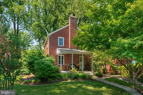 28 Dunmore Rd, Catonsville, MD 21228