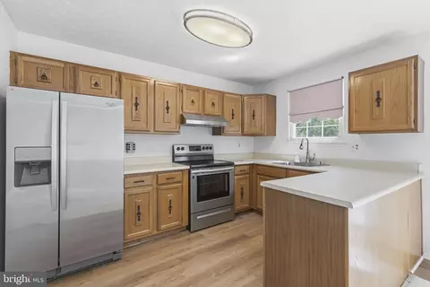 Kitchen - 4069 Rustico Rd, Middle River, MD 21220 photo 2 of 3