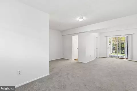 Living - 4069 Rustico Rd, Middle River, MD 21220 photo 3 of 4