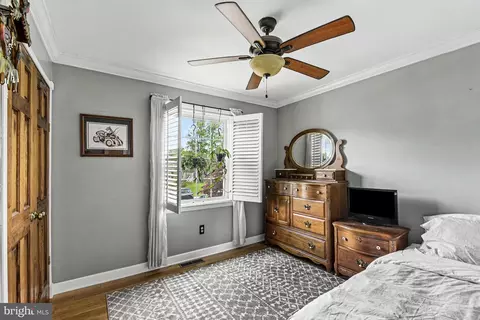 Bedroom - 2513 Maple Rd, Sparrows Point, MD 21219 photo 4 of 4