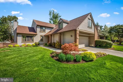 8009 Melody Ln #8009, Pikesville, MD 21208