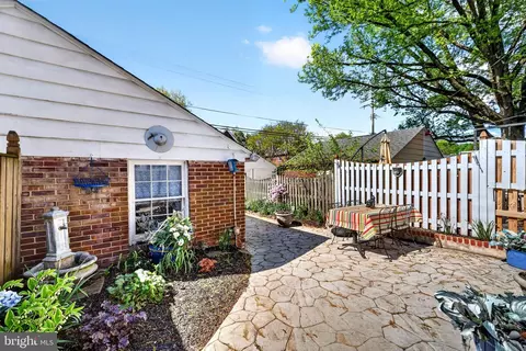 Exterior - 425 Murdock Rd, Baltimore, MD 21212 photo 5 of 9