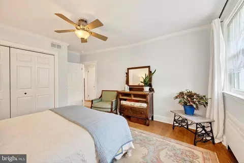 Bedroom - 425 Murdock Rd, Baltimore, MD 21212 photo 5 of 9