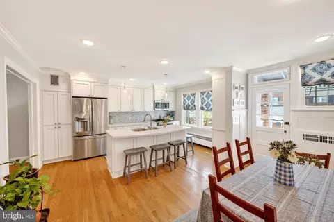 Kitchen - 425 Murdock Rd, Baltimore, MD 21212 photo 5 of 8