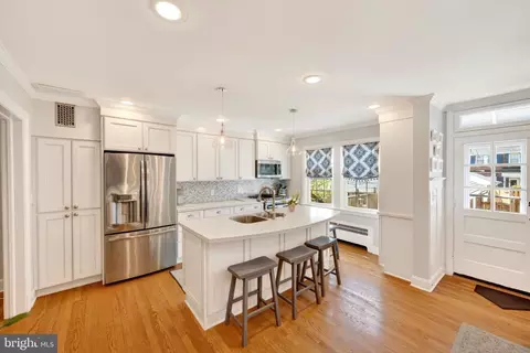 Kitchen - 425 Murdock Rd, Baltimore, MD 21212 photo 2 of 8