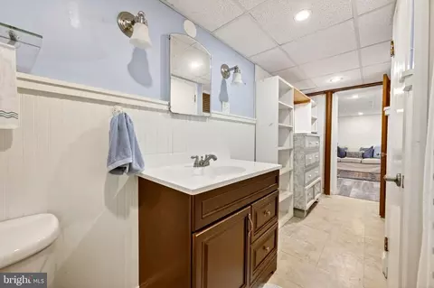Bath - 425 Murdock Rd, Baltimore, MD 21212 photo 6 of 6