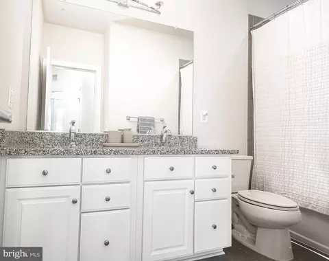 Bath - 6334 Islington St, Middle River, MD 21220 photo 2 of 3