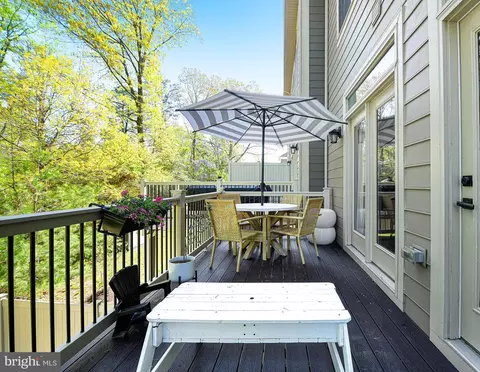 Exterior - 6334 Islington St, Middle River, MD 21220 photo 6 of 11