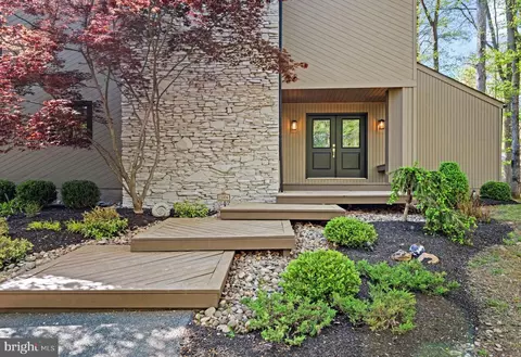 11006 Valley Heights Dr, Owings Mills, MD 21117