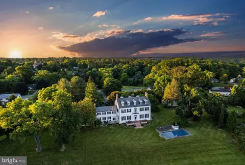 2207 Eastlake Rd, Lutherville Timonium, MD 21093