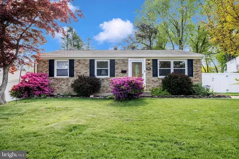 305 Glyndon Dr, Reisterstown, MD 21136