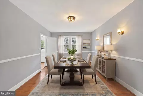 Dining - 124 Dunkirk Rd, Baltimore, MD 21212 photo 1 of 1