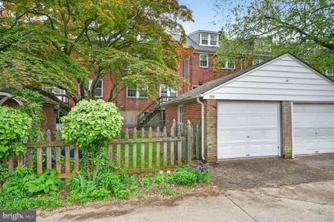 Exterior - 124 Dunkirk Rd, Baltimore, MD 21212 photo 5 of 8