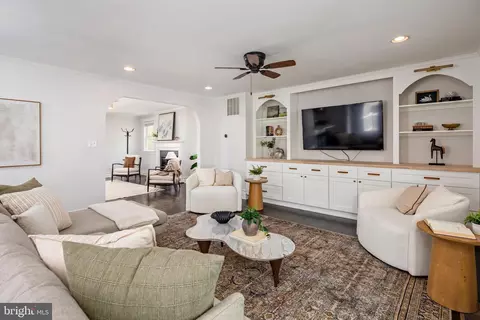 Other - 902 Kingston Rd, Baltimore, MD 21212 photo 1 of 11
