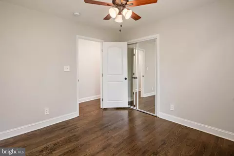 Bedroom - 902 Kingston Rd, Baltimore, MD 21212 photo 5 of 6