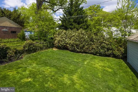 Exterior - 902 Kingston Rd, Baltimore, MD 21212 photo 11 of 19