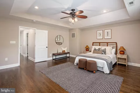 Bedroom - 902 Kingston Rd, Baltimore, MD 21212 photo 6 of 6