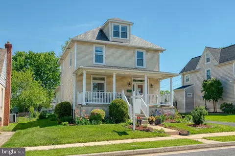 Exterior - 10 Elmont Ave, Baltimore, MD 21206 photo 2 of 11