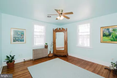 Bedroom - 10 Elmont Ave, Baltimore, MD 21206 photo 6 of 10