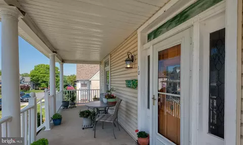 Exterior - 10 Elmont Ave, Baltimore, MD 21206 photo 5 of 11