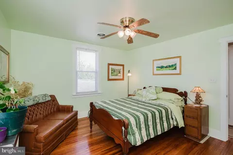 Bedroom - 10 Elmont Ave, Baltimore, MD 21206 photo 5 of 10