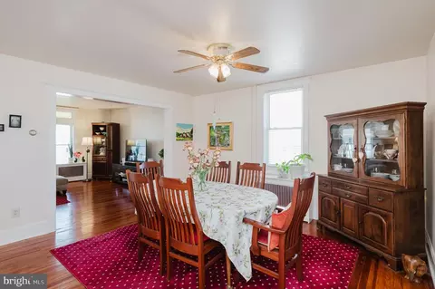 Dining - 10 Elmont Ave, Baltimore, MD 21206 photo 3 of 4