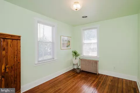 Bedroom - 10 Elmont Ave, Baltimore, MD 21206 photo 8 of 10