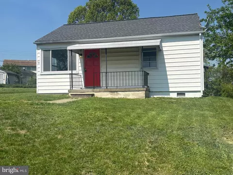 16 Yawmeter Dr, Middle River, MD 21220