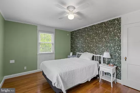 Bedroom - 636 Overbrook Rd, Baltimore, MD 21212 photo 4 of 8