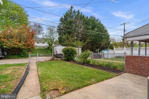 Exterior - 1245 Brewster St, Halethorpe, MD 21227 photo 6 of 8