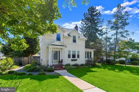101 Locust Dr, Catonsville, MD 21228
