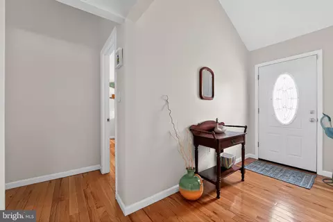 Entry Way - 1400 Burke Rd, Middle River, MD 21220 photo 1 of 2