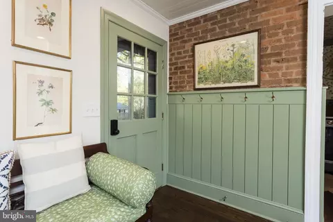 Entry Way - 7005 Copeleigh, Baltimore, MD 21212 photo 4 of 8